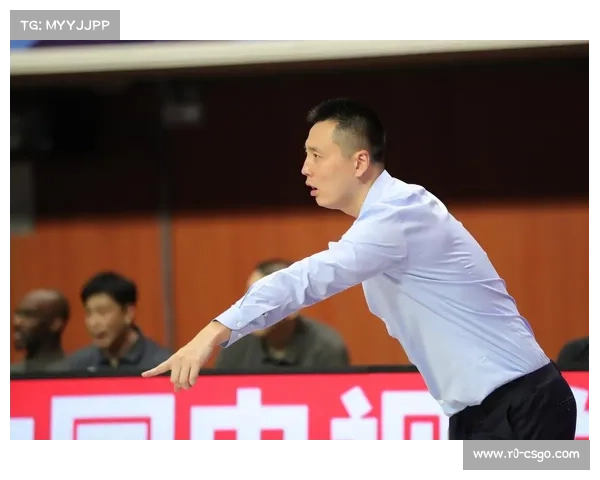 球队篮球运营总裁宣布离职，结束十年任期